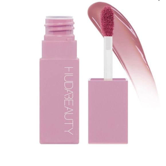 HUDA BEAUTY Other - NIB Huda Beauty Lip Blush in Rosy Kiss